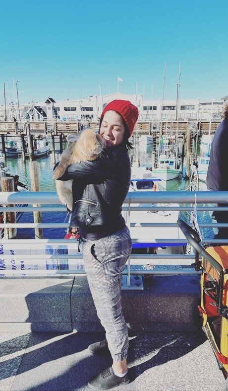 Bayley exklusive nacktheit foto