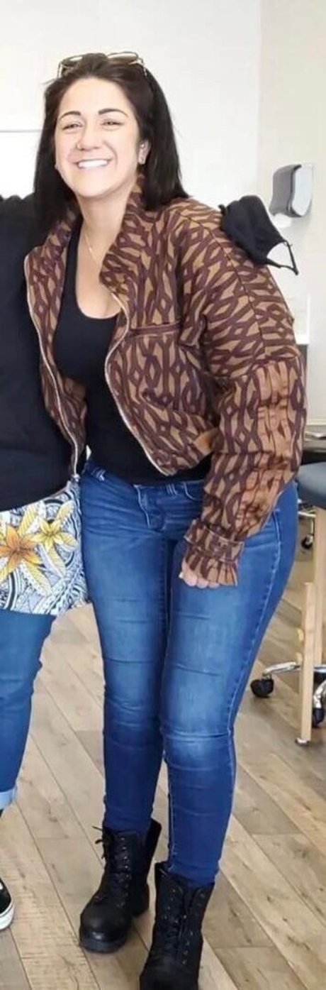 Bayley exklusive akt galerie