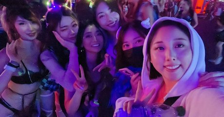 igumdrop erwachsene kunst galerie