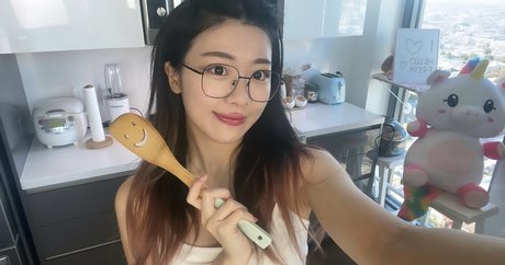 ebenholz-ssbbw-onlyfans heiße xxx bild