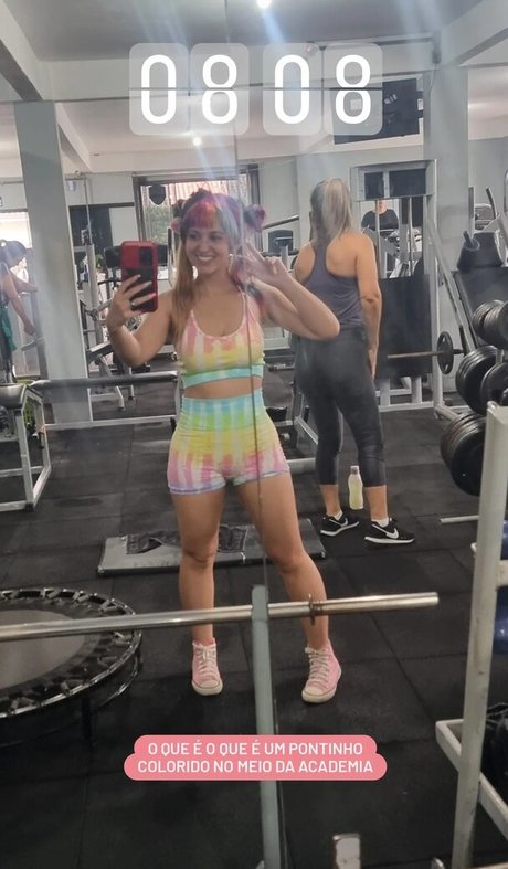 Renata Melo exklusive top fotos