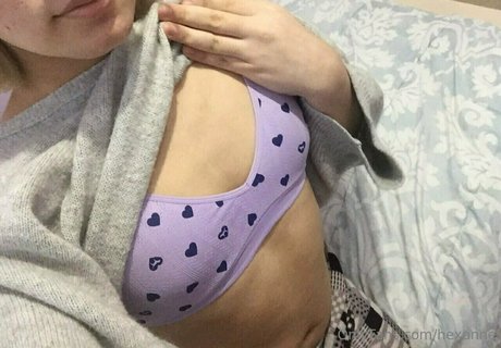 Hexanne top nackte galerien