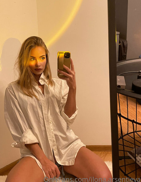 Ilona Arsentieva exklusive freie bilder