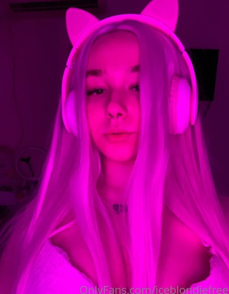 blonde titten nur fans hübsche bild