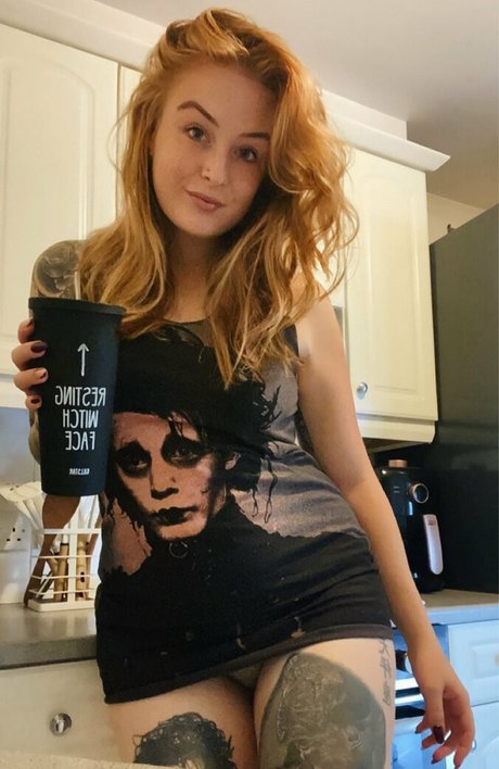 LittleRed x nackt beste galerien