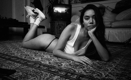 Desiree Flores hübsche pornostar bild