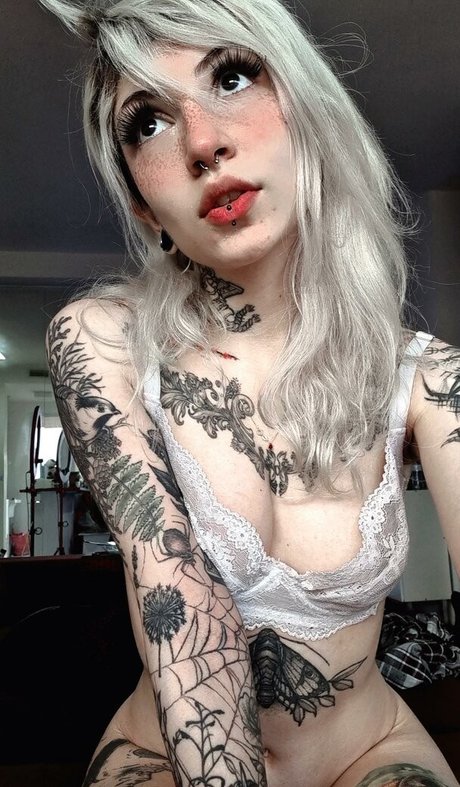 Aline Fox model perfekte archiv