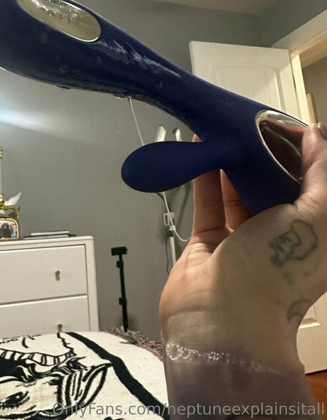 neptuneexplainsitall exklusive perfekte galerie