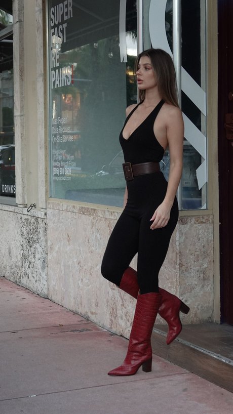 haarige asiatische onlyfans top hübsche galerien