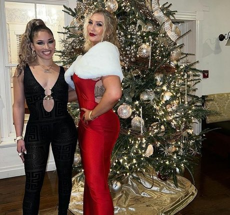 Nikkita Lyons xxx top galerie