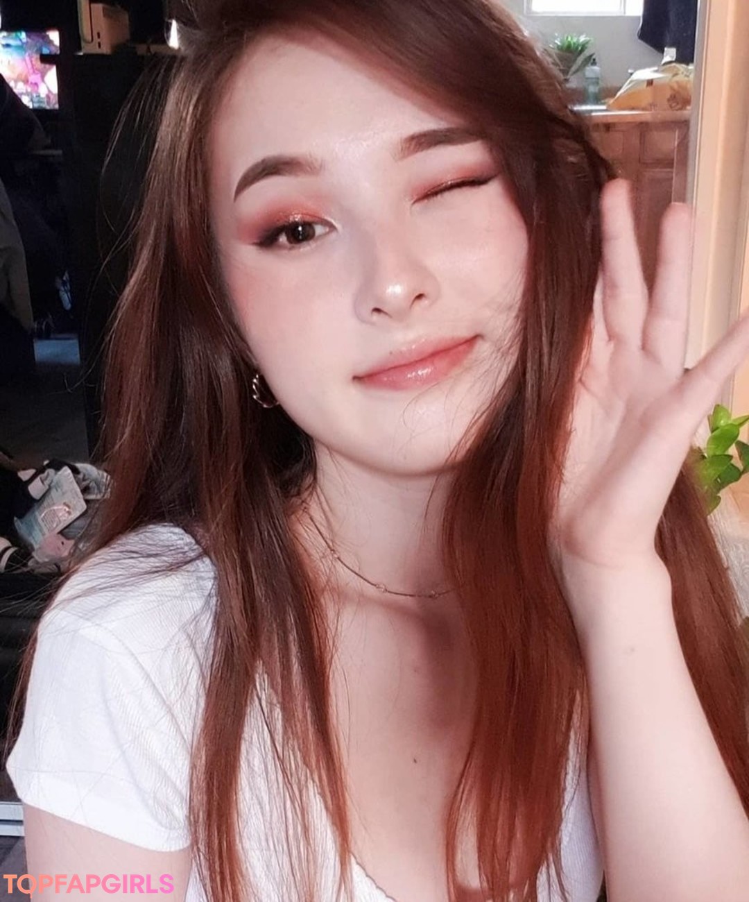 asiatische lesbische onlyfans kunst exklusive bilder