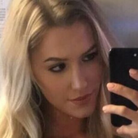 mollige kleine titten nur fans nackt galerie