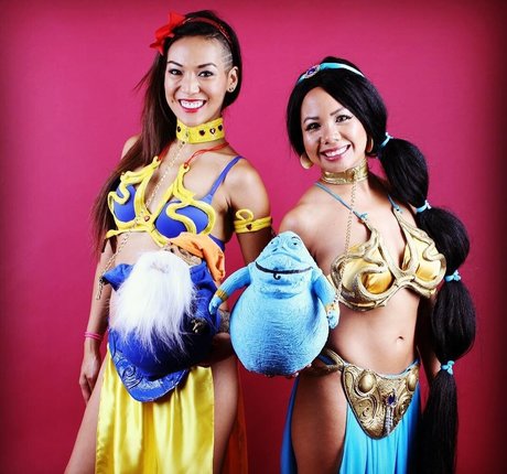 dreier asiatische onlyfans xxx kostenlose galerie