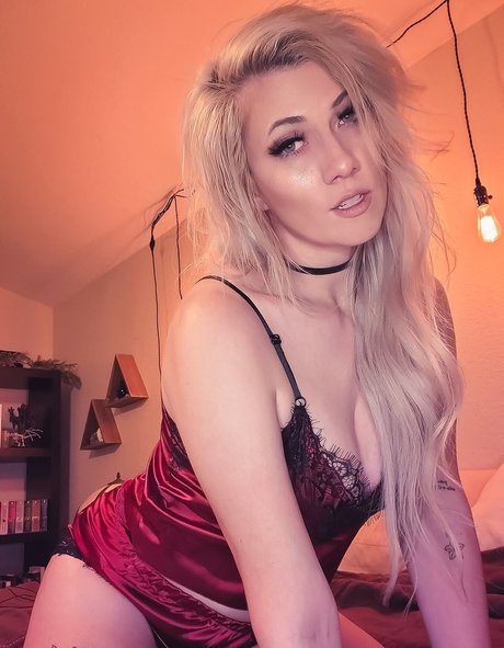 Lindsay Elyse model porno galerien