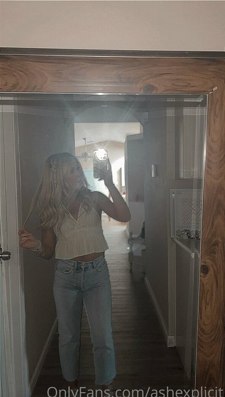 favpetitegal xxx erotische bild