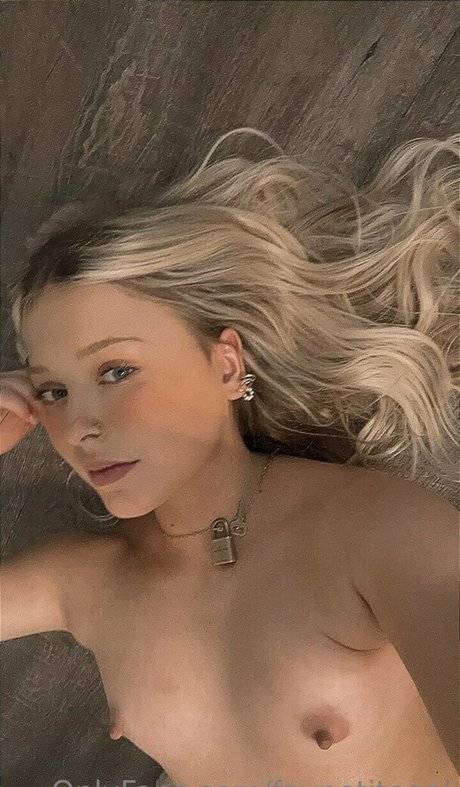 favpetitegal erotische galerien