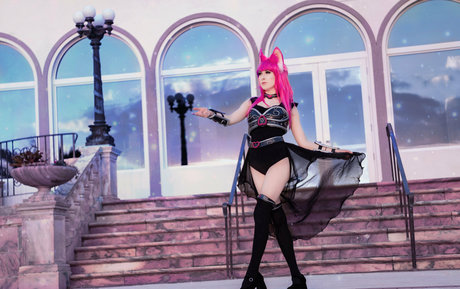 freeeroticneko Bilder