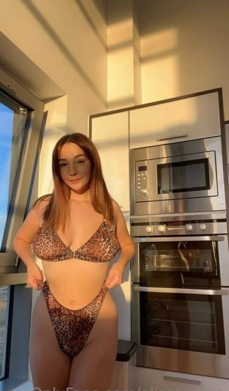 mollige teen-onlyfans nackt heiße archiv