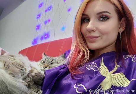 lida bond nackt nette bilder