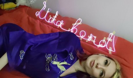 lida bond hd pornographische bilder