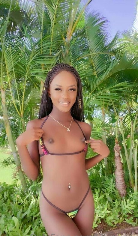 blonde xxx onlyfans erwachsene sexy bilder