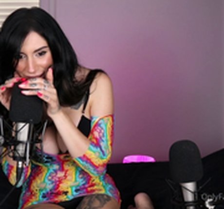 aus onlyfans nacktheit kostenlose galerien