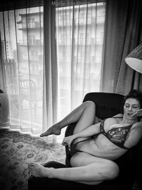 Marie Elisabeth kostenlose nacktheit bild