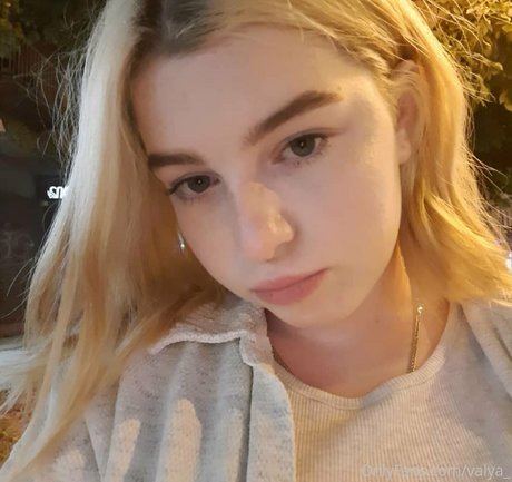 valya_ hd nackten galerien
