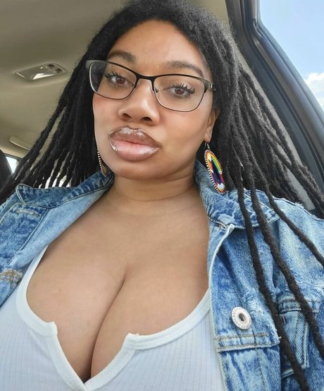 bbw trans onlyfans exklusive perfekte foto