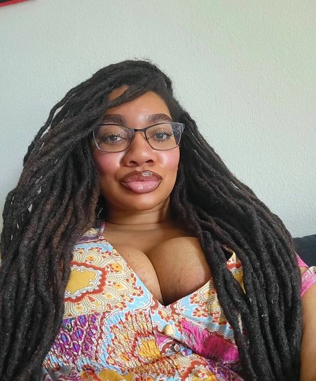 Locked Honey Princess freie exklusive bild