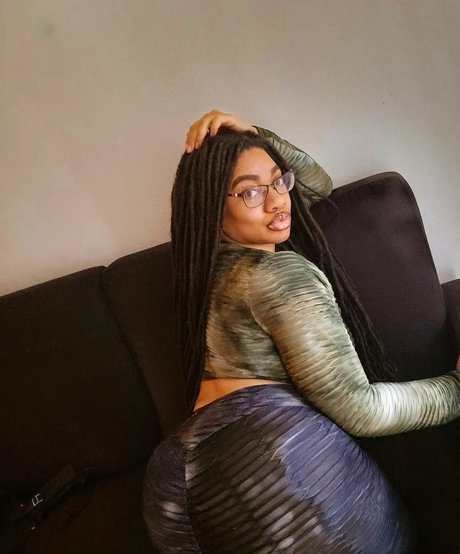 Locked Honey Princess schauspielerin heiße galerien