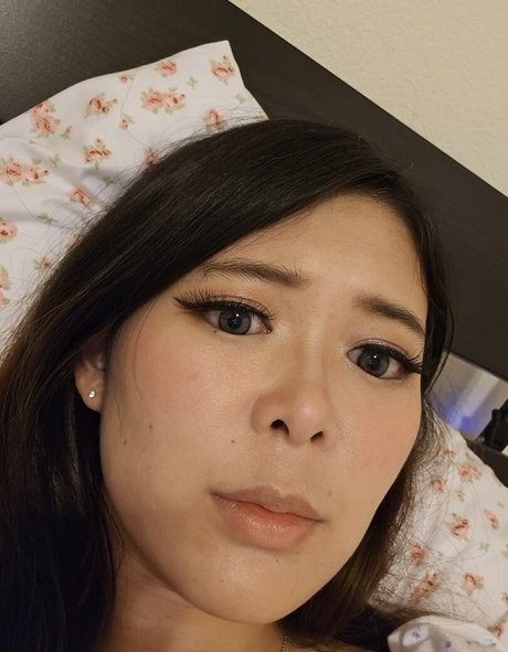 ExtraEmily schauspielerin schöne bilder