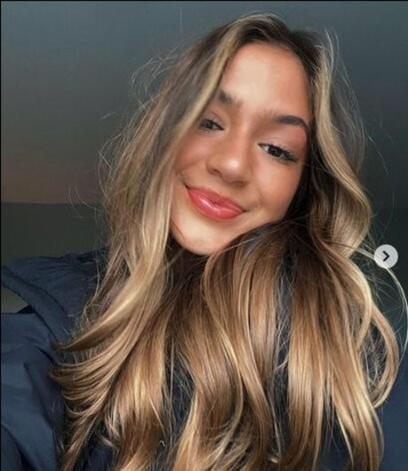 junge milf onlyfans hübsche heiße bilder