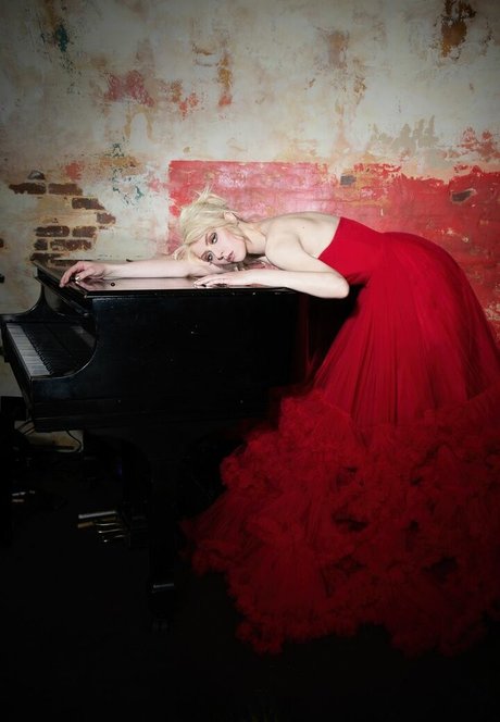 Taylor Momsen perfekte top bild