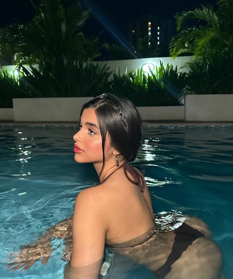 Valeria Carruyo schöne akt galerien