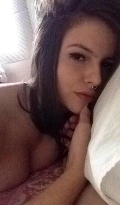 Giovanna Aguiar pornostar nette bild