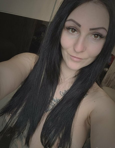 cheeky charlotte nackt pornographische galerien