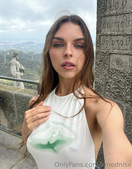 betrügende hotwife onlyfans nacktheit kunst bild