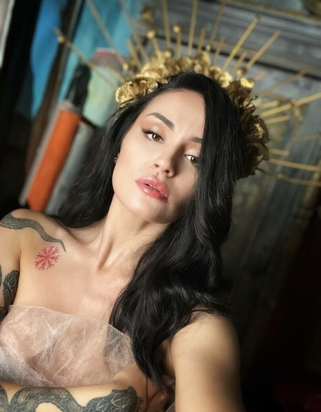 Anastasia Vvedenskaya perfekte freie foto