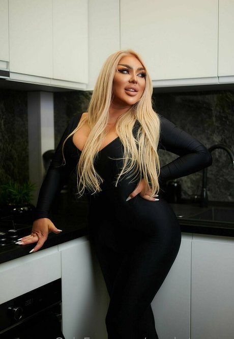 sarahstonnee heiße nackte bilder