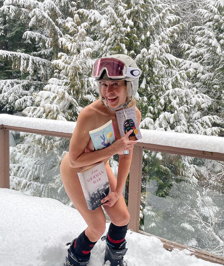 Chelsea Handler nacktheit top bild