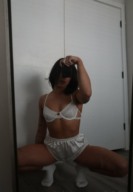 brialora schauspielerin exklusive bilder