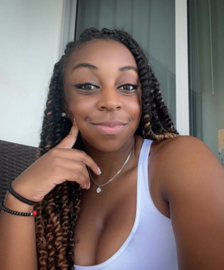 JazzyGuns schauspielerin heiße fotos