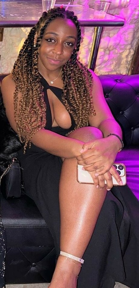 ebenholz-dildo onlyfans porno nackte bild