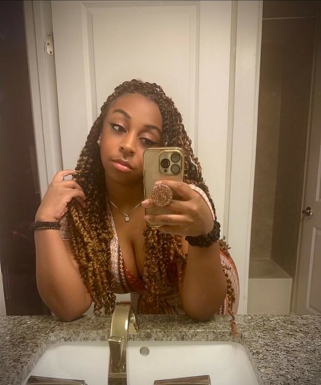 JazzyGuns nackt freie bild