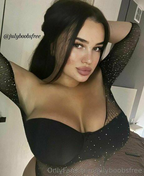 julyboobsfree exklusive porno galerie