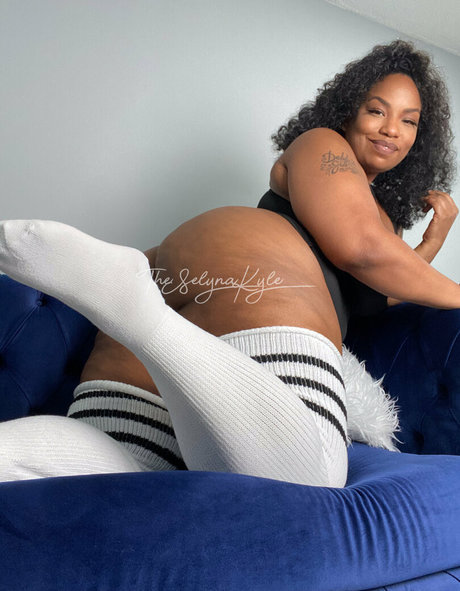 selynakylexoxo schauspielerin hd bild