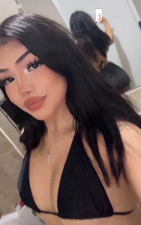 babagirl xxx pornographische bild