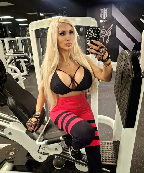 Kristhin Gomez xxx freie galerie