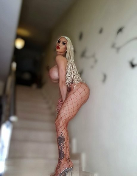 Kristhin Gomez erotische perfekte galerie